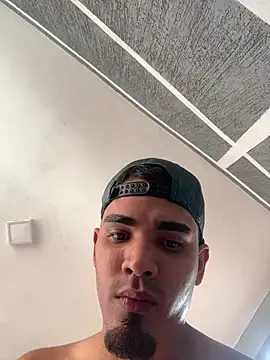 Snapshot of Josehjr chatting on March 30, 2026, 1:23 pm Josehjr online show from March 30, 2026, 1:23 pm