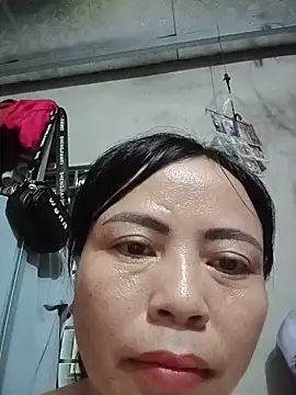 -Hami- online show from May 26, 2026, 5:27 am