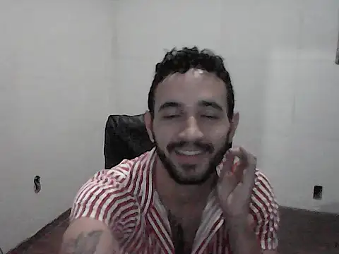 NoxxVx online show from May 5, 2026, 2:03 am