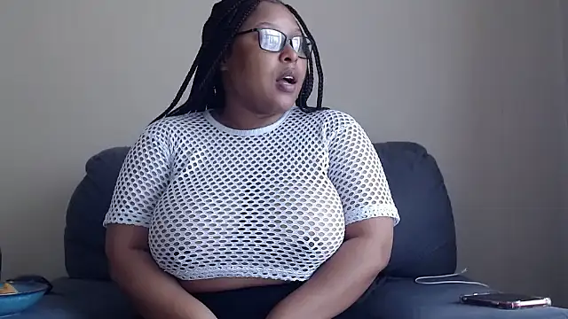 xxZoeyx online show from November 29, 2025, 5:51 am