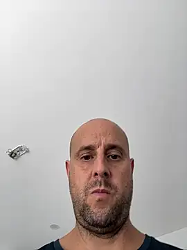 Snapshot of Dmakatak79 chatting on April 7, 2026, 3:30 am Dmakatak79 online show from April 7, 2026, 3:30 am