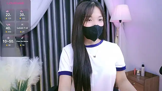 Lu Ly22 online show from May 29, 2026, 1:33 am