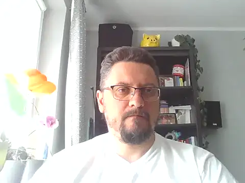 19cmSlave online show from June 8, 2026, 9:21 am