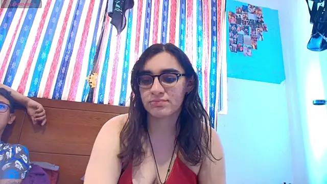 Ellaa honey online show from June 4, 2026, 7:07 pm