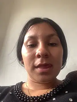 Snapshot of karo_cute chatting on July 18, 2026, 7:44 pm karo cute online show from July 18, 2026, 7:44 pm