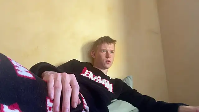 Snapshot of dreamy_devi1 chatting on April 6, 2026, 1:12 pm dreamy devi1 online show from April 6, 2026, 1:12 pm