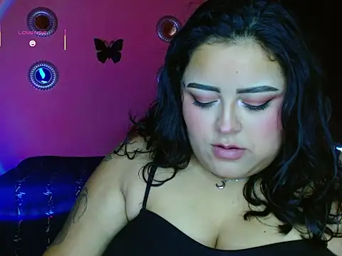 Snapshot of LunaAddittion chatting on July 6, 2026, 3:03 pm LunaAddittion online show from July 6, 2026, 3:03 pm