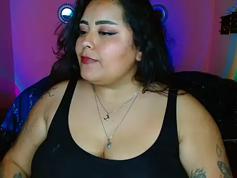 Snapshot of LunaAddittion chatting on June 12, 2026, 2:09 am LunaAddittion online show from June 12, 2026, 2:09 am