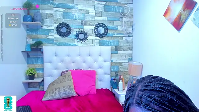 Skylernaomi online show from July 13, 2026, 2:49 pm