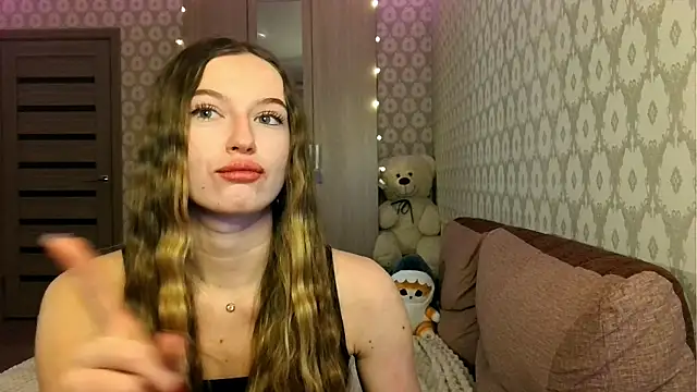 sexyamelia meow online show from May 5, 2026, 8:23 pm