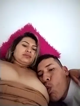 Snapshot of Esty-xxx chatting on April 8, 2026, 9:05 pm Esty-xxx online show from April 8, 2026, 9:05 pm