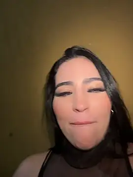 helenarouse online show from July 15, 2026, 5:03 am