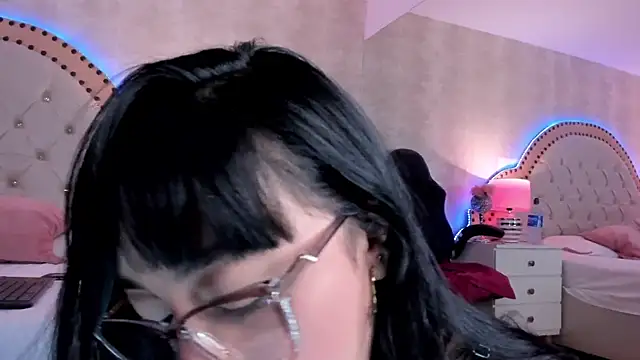 Adara Muller online show from June 13, 2026, 9:24 pm