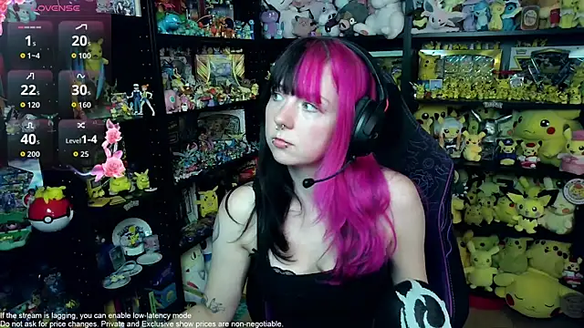 CutieTracer online show from July 19, 2026, 12:46 pm