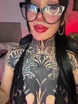 Musedreams online show from May 15, 2026, 2:31 am