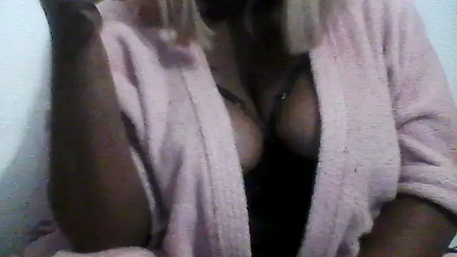 bl4ckvenus online show from May 12, 2026, 3:58 am
