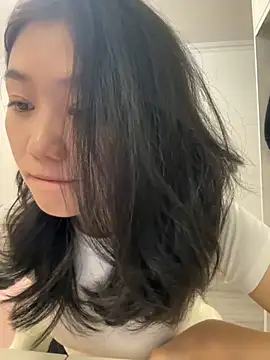 Shanshan 1267 online show from May 30, 2026, 2:23 pm