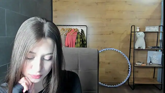 MarieeKing online show from April 10, 2026, 11:17 am