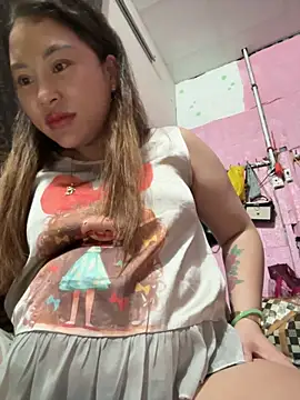 Snapshot of Lina-Naughty chatting on June 21, 2026, 3:29 pm Lina-Naughty online show from June 21, 2026, 3:29 pm