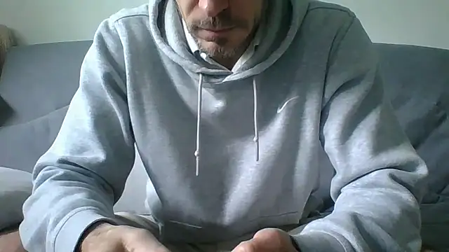 Valmont3340 online show from May 6, 2026, 1:04 pm