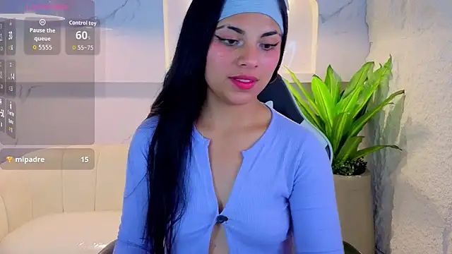 sofiaatp online show from June 3, 2026, 7:40 pm