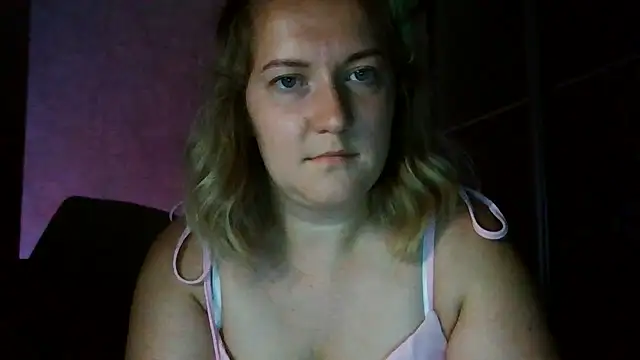 TinaKittyX online show from July 28, 2026, 7:26 pm