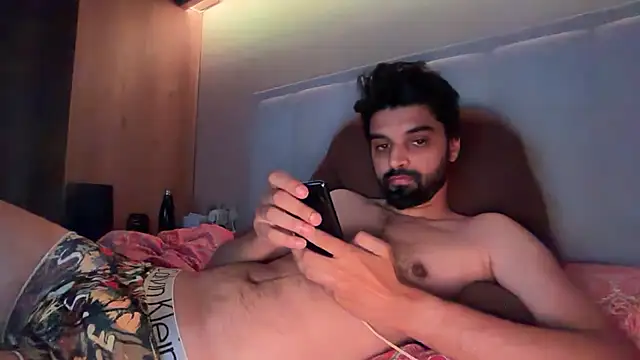priyxh online show from July 16, 2026, 9:45 pm