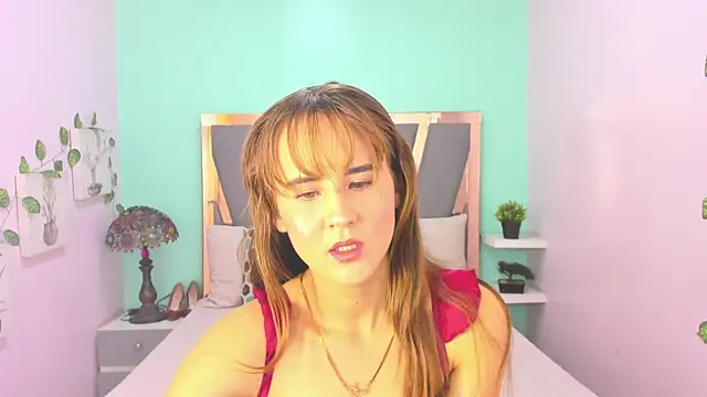 Alina Valmont online show from June 3, 2026, 2:07 pm