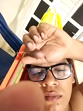 Jesusdiaz16 online show from April 7, 2026, 12:45 am