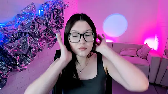 JennyGibson online show from July 21, 2026, 7:31 am