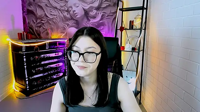 Snapshot of JennyGibson chatting on May 28, 2026, 5:04 am JennyGibson online show from May 28, 2026, 5:04 am