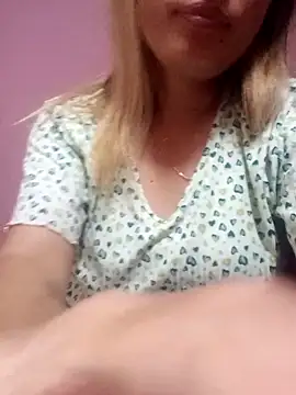 Snapshot of Bristy_BigBoobs chatting on April 5, 2026, 3:57 am Bristy BigBoobs online show from April 5, 2026, 3:57 am