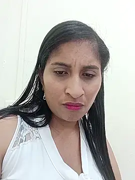 SofiaMendez1  online show from June 20, 2026, 5:51 pm