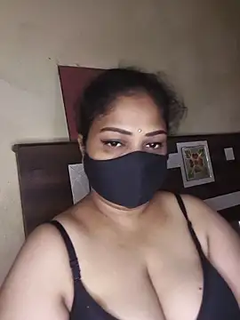 SluttySonam online show from June 16, 2026, 6:35 am