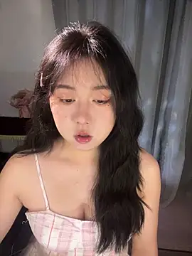 ooooBaby129 online show from June 3, 2026, 12:28 pm