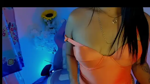 Snapshot of Megan-foxxx- chatting on April 10, 2026, 1:23 am Megan-foxxx- online show from April 10, 2026, 1:23 am