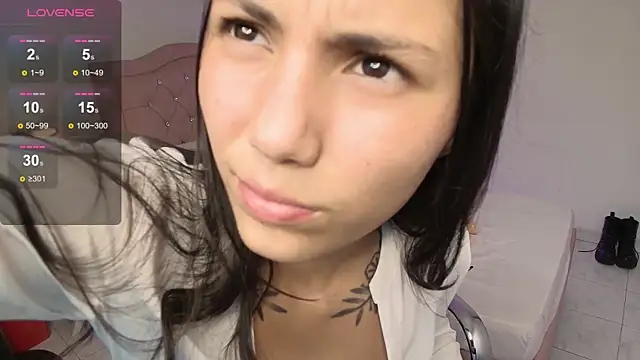 littleflame18 online show from April 24, 2026, 8:00 pm