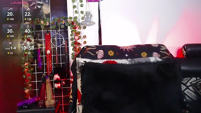 Lexxii hot col online show from July 9, 2026, 8:19 pm