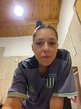 RoxxyLove okk online show from April 4, 2026, 5:47 am