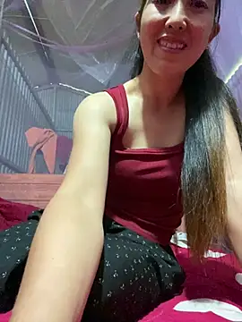 Huonglyna online show from June 21, 2026, 9:59 am