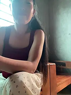 Huonglyna online show from June 26, 2026, 5:57 am