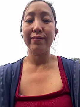 Huonglyna online show from August 7, 2026, 11:16 am