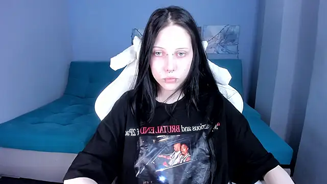 SugarBunny18 online show from July 2, 2026, 3:18 am