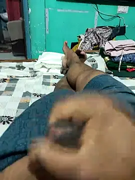smalldick691333 online show from April 22, 2026, 7:59 am