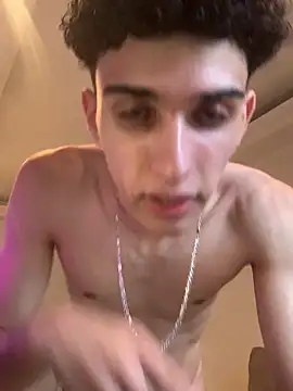 caiomateo online show from April 3, 2026, 8:59 pm