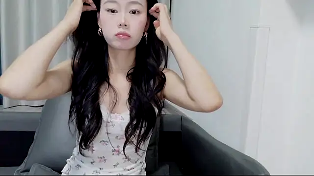 ZHJKS9988 online show from June 4, 2026, 2:44 pm