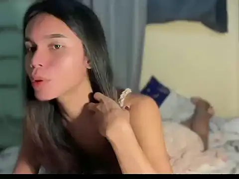 Snapshot of yourgirl_aliya02 chatting on May 18, 2026, 12:21 pm yourgirl aliya02 online show from May 18, 2026, 12:21 pm