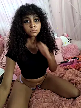 mia hart online show from June 19, 2026, 3:12 am