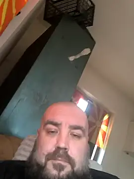 Snapshot of vojvoda1903 chatting on April 4, 2026, 8:10 am vojvoda1903 online show from April 4, 2026, 8:10 am