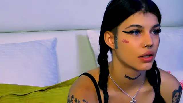 YasminnStorm online show from June 10, 2026, 4:24 am